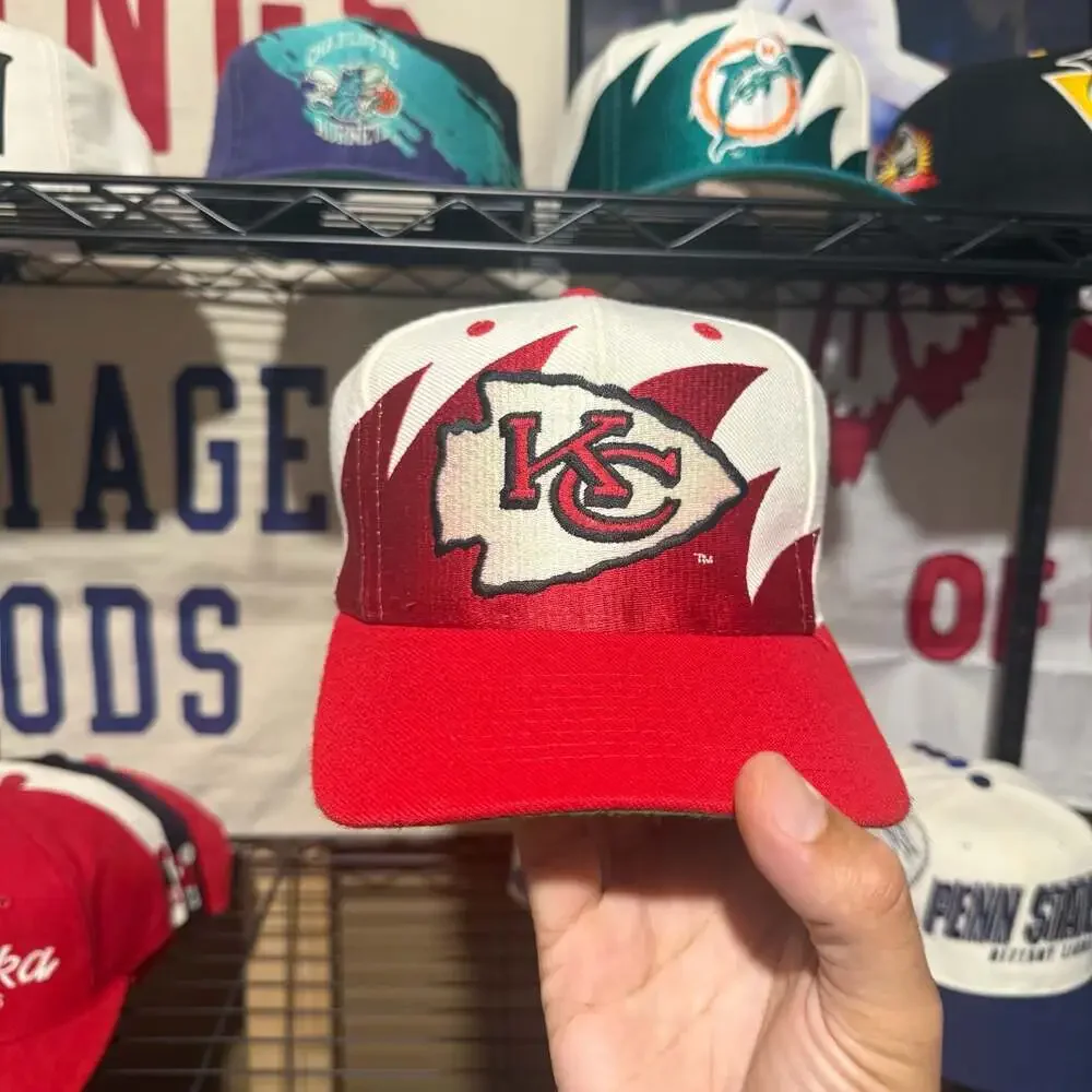 Vintage Logo Athletic Kansas City Chiefs Sharktooth Snapback Hat